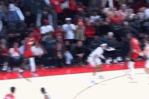 将功补过！申京内线成功要位勾手强吃艾萨克2分打进拖进加时！