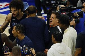 库板和尼科都在争夺杜蒙信任 前者几个月来试图发动“宫廷政变”