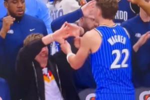 球迷晒瓦格纳兄弟庆祝动作 大瓦格纳扮演奶牛 小瓦当挤奶工