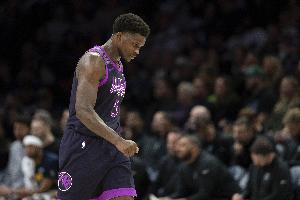 最后49秒领先8分被太阳9-0逆转！森林狼获胜概率一度高达98.9%