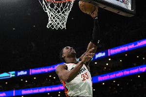 艾维：伤缺时若没有全队的鼓励 我不知道自己会走到哪一步