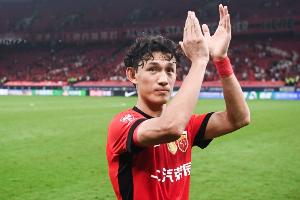 王燊超：今年球队人员变动比较大 只要做好自己一切就会顺其自然