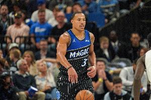 越打越好！贝恩16中8&罚球8中8砍下27分3板5助 得分赛季新高