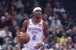 首节领先21分！曾令旭：谁能赢雷霆啊！这赛季真要一超多强了