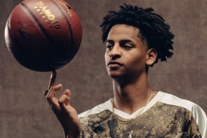 甜瓜父子都是乔丹品牌代言人！基扬：这是传承 球场内外都想贡献