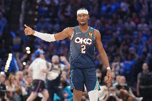 真的稳！亚历山大本赛季至今2次砍下至少35分且0失误 联盟最多