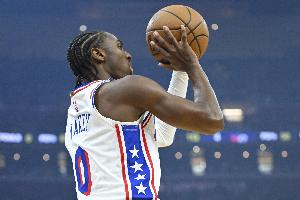 三节打卡！马克西26中13怒轰35分4板6助4断 第三节砍下20分！