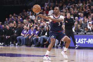 媒体人：以后谁再拿“一人一城”来道德绑架球员 就看看保罗遭遇