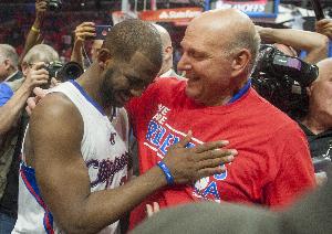 美媒：不敢相信！快船在球队传奇人物的告别巡演到一半时将他裁掉