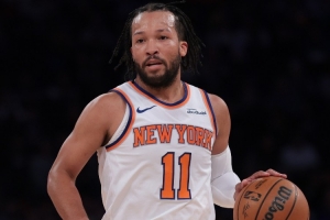 记者：绿军过去11次面对尼克斯赢了9回 布伦森今晚彻底迷失