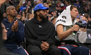 和哈登一样！小卡：我也是早晨才知道保罗离队的 这让我很惊讶