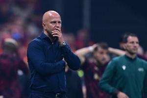 詹俊：斯洛特在进攻上仍然没有成熟的套路，萨拉赫替补上阵无亮点