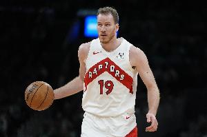 珀尔特尔：挡拆能力是与生俱来的天赋 洛瑞曾告诉我要更具对抗性