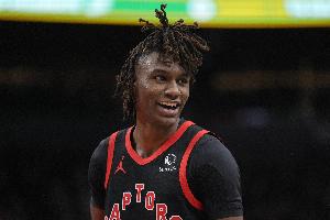 贾科比谈对阵詹姆斯：不能太纠结对手是谁 我们都爱竞争渴望胜利