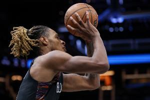 开场火热！克洛尼追身三分再中 包揽球队前8分