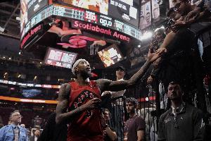 7助！猛龙主帅：莺歌遭遇包夹时传球很棒 这是全队需要精进的方向