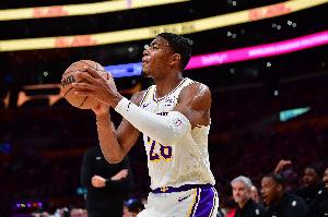 靠谱火力！八村塁首节5中3贡献8分 三分3中2