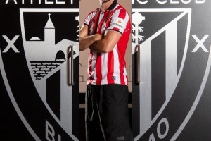 毕巴官方：拉波尔特左腿绳肌肌肉损伤，具体恢复时间尚待确定