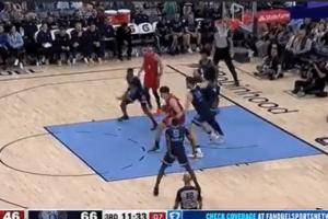 终于有正面贡献！杨瀚森前场板先助攻三分 然后快攻再助攻扣篮