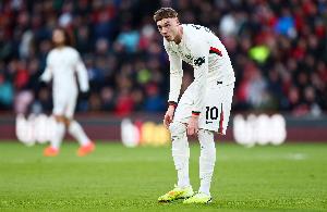 记者：帕尔默缺席今日训练但未受伤，他将为出战埃弗顿做好准备