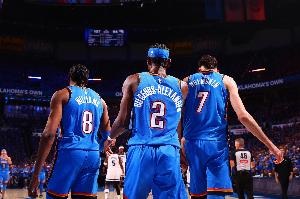 无SGA雷霆仍大胜30分！名记感慨：按这节奏 雷霆要79胜3负了