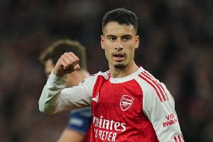 马丁内利：热苏斯是世界最佳前锋之一，他的回归能给球队很多帮助