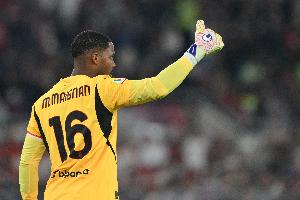 迪马：米兰未来几周将再次尝试续约迈尼昂，同时关注雨果·索萨