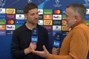 阿隆索：现在说姆巴佩周末能否上场还太早，我们确实很想念他