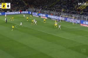 翁达夫背身接球外脚背拨射破门得手，斯图加特扳回一球