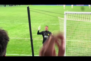 险胜！实拍：法比奥大四喜后，侯森忙向工体球迷问“是金靴吗”