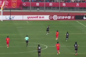 即将留洋！网友惊叹于徐彬抢断后高速带球：这是卡塞米彬吗？