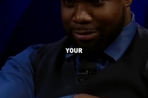 什么叫声？名场面：理查兹模仿姆巴佩庆祝动作导致裤裆开裂！