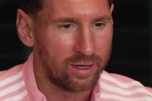 好兄弟！梅西：希望送别阿尔巴和布斯克茨时能带回一座奖杯