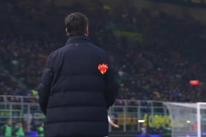 激情四溢！实拍：国米破门瞬间，齐沃再次做出标志性庆祝动作