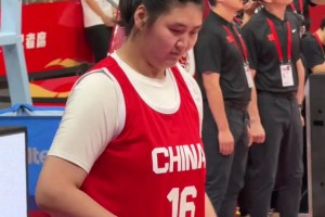 “新一届中国女篮亮相”，双塔的统治能给我们带来别样的精彩嘛？