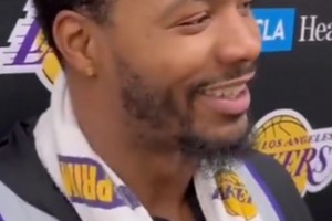 斯玛特 ：“重回球场让我获得重生，就像小孩子第一天上学一样！